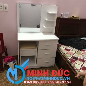 BTD20: Bàn trang điểm cao 1m3, rộng 80cm, sâu 45cm, giá 1tr8